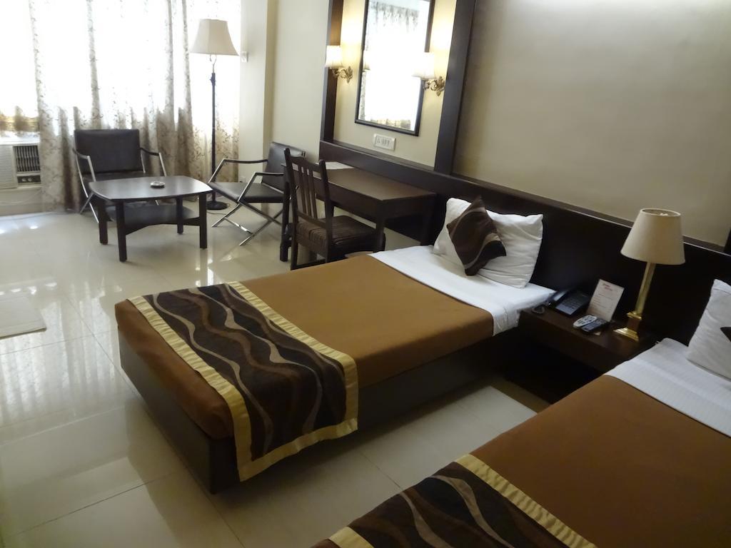 Avion Hotel Bombay Habitación foto